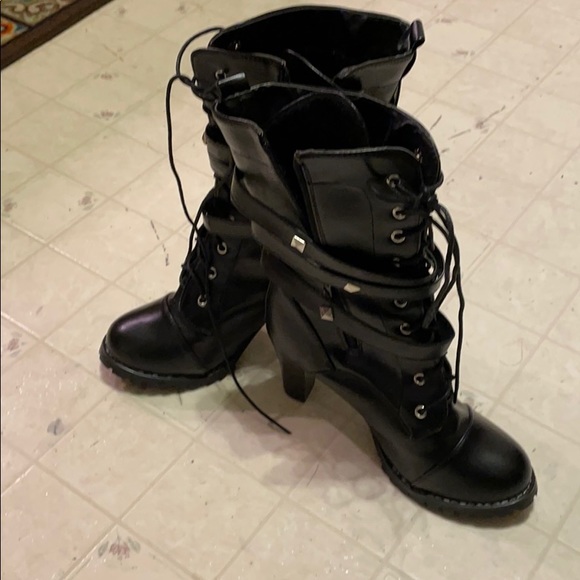 Never used mid calf boots! - Picture 2 of 8